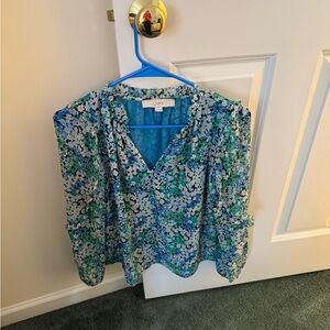 LOFT Women's Blue Floral Top